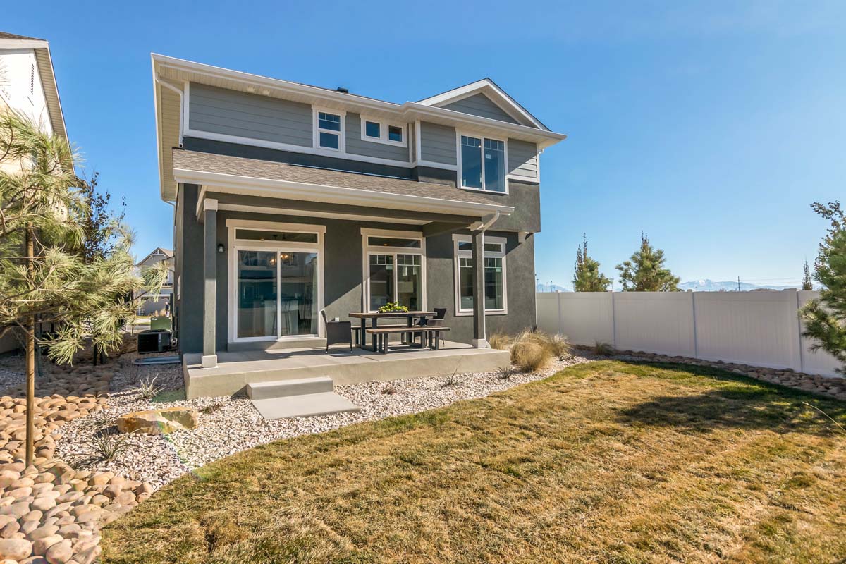 Carriage House At Wander Oakwood Homes